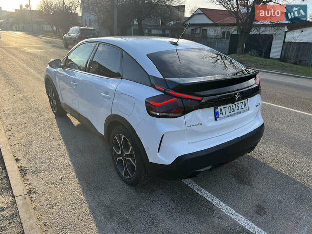 Белый Ситроен e-C4, объемом двигателя 0 л и пробегом 32 тыс. км за 18000 $, фото 4 на Automoto.ua