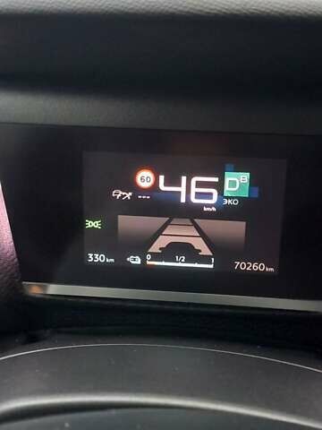 Белый Ситроен e-C4, объемом двигателя 0 л и пробегом 70 тыс. км за 17200 $, фото 11 на Automoto.ua