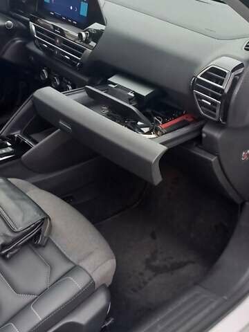 Белый Ситроен e-C4, объемом двигателя 0 л и пробегом 70 тыс. км за 17200 $, фото 1 на Automoto.ua