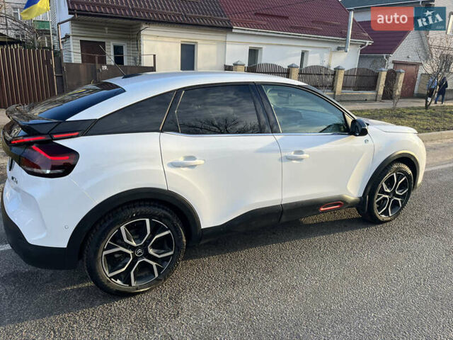 Белый Ситроен e-C4, объемом двигателя 0 л и пробегом 32 тыс. км за 18000 $, фото 10 на Automoto.ua