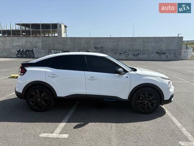 Белый Ситроен e-C4, объемом двигателя 0 л и пробегом 50 тыс. км за 16800 $, фото 8 на Automoto.ua