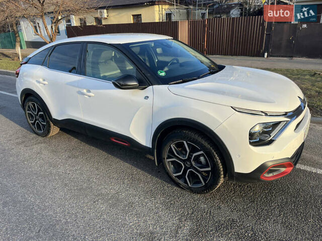 Белый Ситроен e-C4, объемом двигателя 0 л и пробегом 32 тыс. км за 18000 $, фото 9 на Automoto.ua