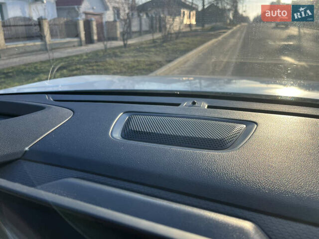 Белый Ситроен e-C4, объемом двигателя 0 л и пробегом 32 тыс. км за 18000 $, фото 27 на Automoto.ua