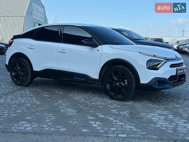 Белый Ситроен e-C4, объемом двигателя 0 л и пробегом 50 тыс. км за 16590 $, фото 6 на Automoto.ua