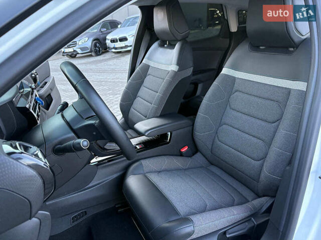 Белый Ситроен e-C4, объемом двигателя 0 л и пробегом 50 тыс. км за 16590 $, фото 34 на Automoto.ua