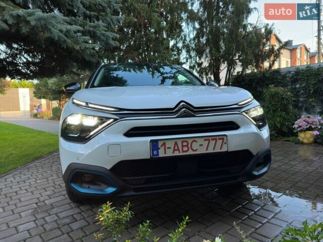 Білий Сітроен e-C4, об'ємом двигуна 0 л та пробігом 71 тис. км за 16900 $, фото 28 на Automoto.ua