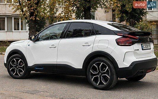 Белый Ситроен e-C4, объемом двигателя 0 л и пробегом 73 тыс. км за 16900 $, фото 5 на Automoto.ua