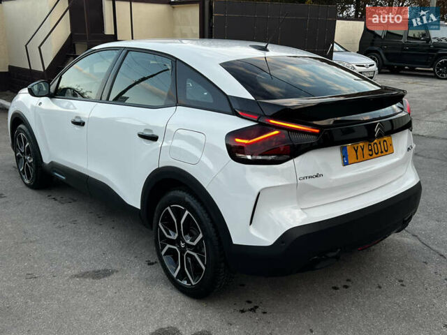 Ситроен e-C4 2023 в Ровно на Automoto.ua Белый Ситроен e-C4, объемом двигателя 0 л и пробегом 7 тыс. км за 17800 $, фото 5 на Automoto.ua