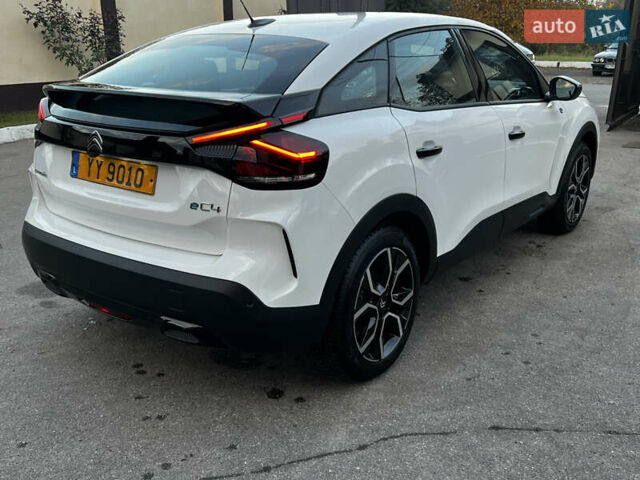 Ситроен e-C4 2023 в Ровно на Automoto.ua Белый Ситроен e-C4, объемом двигателя 0 л и пробегом 7 тыс. км за 17800 $, фото 6 на Automoto.ua