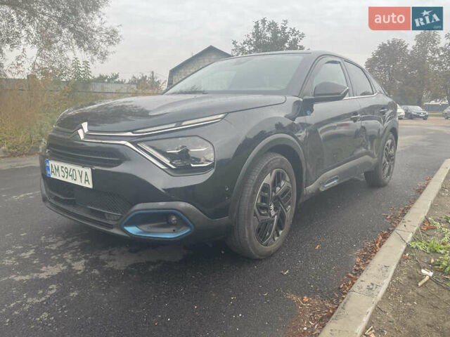 Чорний Сітроен e-C4, об'ємом двигуна 0 л та пробігом 121 тис. км за 17500 $, фото 3 на Automoto.ua