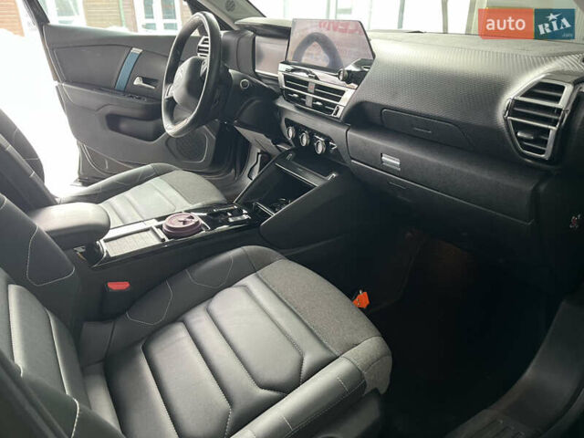 Чорний Сітроен e-C4, об'ємом двигуна 0 л та пробігом 123 тис. км за 18500 $, фото 7 на Automoto.ua