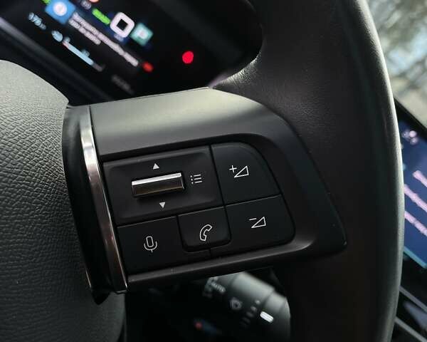 Чорний Сітроен e-C4, об'ємом двигуна 0 л та пробігом 55 тис. км за 18200 $, фото 24 на Automoto.ua