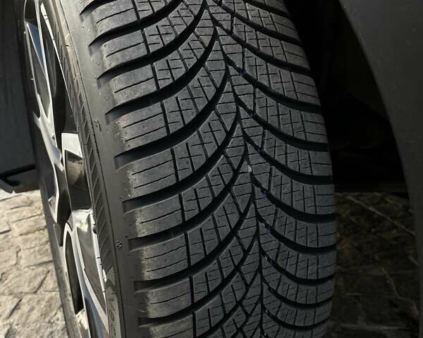 Чорний Сітроен e-C4, об'ємом двигуна 0 л та пробігом 55 тис. км за 18200 $, фото 30 на Automoto.ua