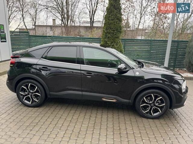 Черный Ситроен e-C4, объемом двигателя 0 л и пробегом 34 тыс. км за 16449 $, фото 3 на Automoto.ua