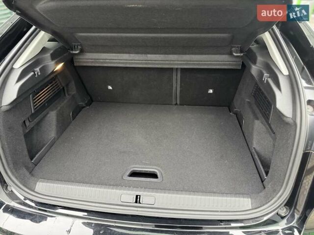 Черный Ситроен e-C4, объемом двигателя 0 л и пробегом 34 тыс. км за 16449 $, фото 19 на Automoto.ua