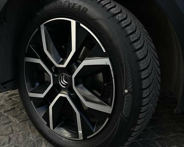 Чорний Сітроен e-C4, об'ємом двигуна 0 л та пробігом 55 тис. км за 18200 $, фото 29 на Automoto.ua