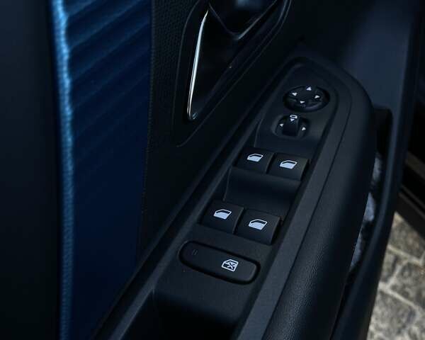 Чорний Сітроен e-C4, об'ємом двигуна 0 л та пробігом 55 тис. км за 18200 $, фото 26 на Automoto.ua