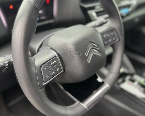 Черный Ситроен e-C4, объемом двигателя 0 л и пробегом 34 тыс. км за 16449 $, фото 11 на Automoto.ua