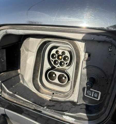 Чорний Сітроен e-C4, об'ємом двигуна 0 л та пробігом 22 тис. км за 13700 $, фото 19 на Automoto.ua