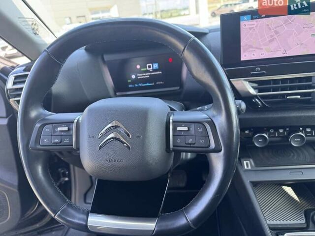 Чорний Сітроен e-C4, об'ємом двигуна 0 л та пробігом 47 тис. км за 18999 $, фото 20 на Automoto.ua