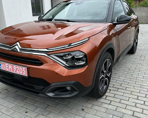 Коричневий Сітроен e-C4, об'ємом двигуна 0 л та пробігом 67 тис. км за 15900 $, фото 2 на Automoto.ua
