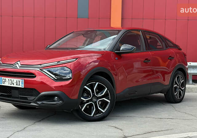 Красный Ситроен e-C4, объемом двигателя 0 л и пробегом 50 тыс. км за 18200 $, фото 3 на Automoto.ua