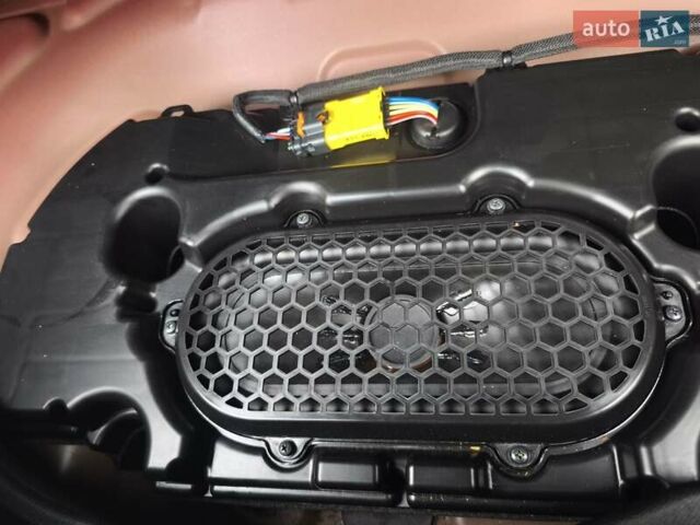 Сітроен e-C4, об'ємом двигуна 0 л та пробігом 87 тис. км за 16450 $, фото 38 на Automoto.ua
