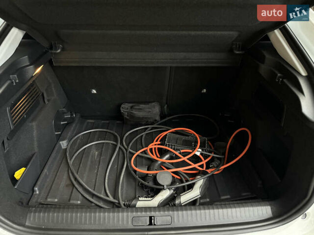 Ситроен e-C4, объемом двигателя 0 л и пробегом 27 тыс. км за 18300 $, фото 47 на Automoto.ua