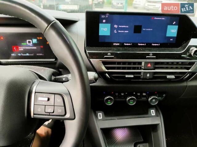 Ситроен e-C4, объемом двигателя 0 л и пробегом 66 тыс. км за 14950 $, фото 7 на Automoto.ua