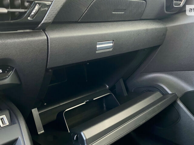 Ситроен e-C4, объемом двигателя 0 л и пробегом 0 тыс. км за 33788 $, фото 44 на Automoto.ua