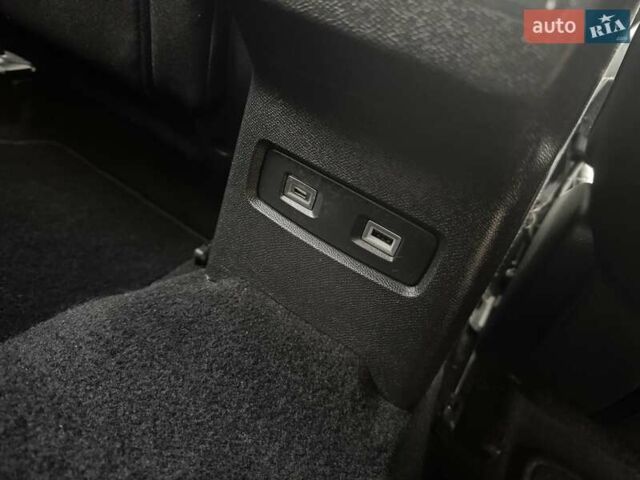 Ситроен e-C4 2020 в Дрогобыче на Automoto.ua Серый Ситроен e-C4, объемом двигателя 0 л и пробегом 78 тыс. км за 15750 $, фото 113 на Automoto.ua