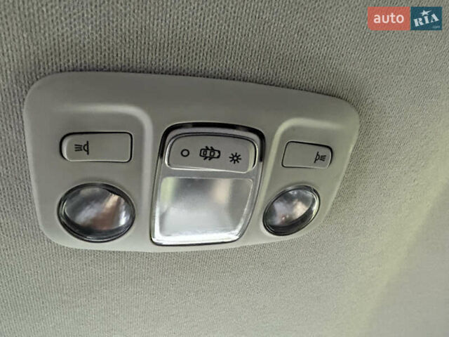 Серый Ситроен e-C4, объемом двигателя 0 л и пробегом 67 тыс. км за 16800 $, фото 22 на Automoto.ua