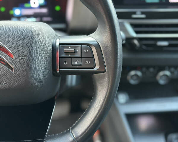 Серый Ситроен e-C4, объемом двигателя 0 л и пробегом 66 тыс. км за 15599 $, фото 73 на Automoto.ua