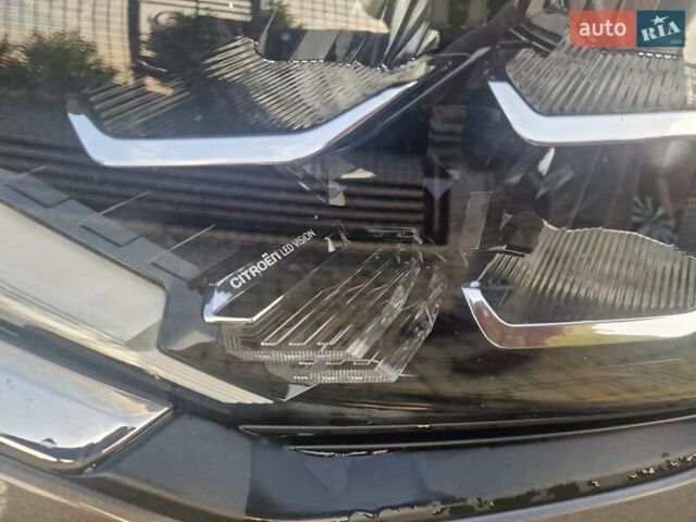Сірий Сітроен e-C4, об'ємом двигуна 0 л та пробігом 96 тис. км за 17900 $, фото 44 на Automoto.ua