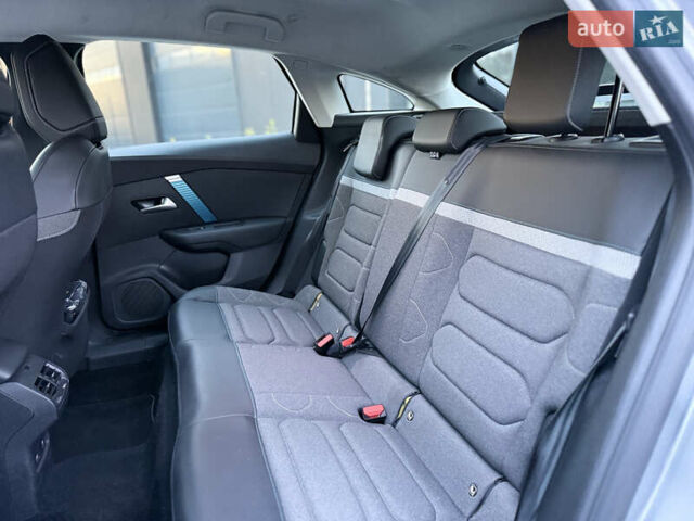 Ситроен e-C4 2021 в Городке на Automoto.ua Серый Ситроен e-C4, объемом двигателя 0 л и пробегом 32 тыс. км за 17500 $, фото 8 на Automoto.ua