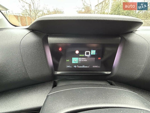 Серый Ситроен e-C4, объемом двигателя 0 л и пробегом 67 тыс. км за 16800 $, фото 11 на Automoto.ua