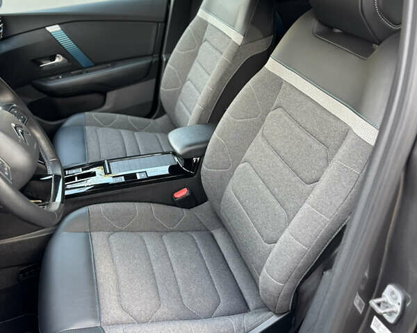 Серый Ситроен e-C4, объемом двигателя 0 л и пробегом 66 тыс. км за 15599 $, фото 8 на Automoto.ua