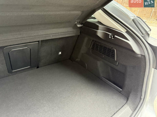 Серый Ситроен e-C4, объемом двигателя 0 л и пробегом 35 тыс. км за 16400 $, фото 58 на Automoto.ua