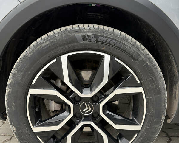 Серый Ситроен e-C4, объемом двигателя 0 л и пробегом 35 тыс. км за 16400 $, фото 26 на Automoto.ua