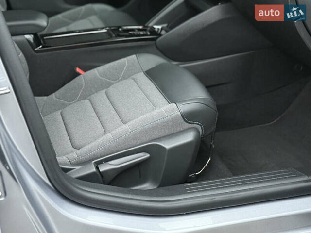 Серый Ситроен e-C4, объемом двигателя 0 л и пробегом 90 тыс. км за 16400 $, фото 28 на Automoto.ua