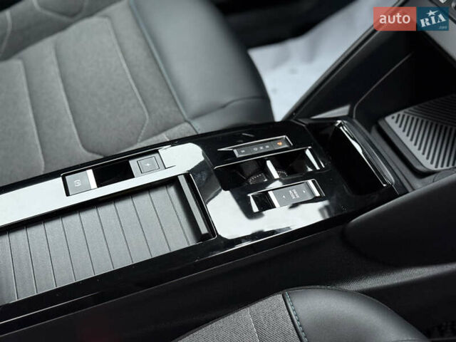 Серый Ситроен e-C4, объемом двигателя 0 л и пробегом 90 тыс. км за 16400 $, фото 37 на Automoto.ua