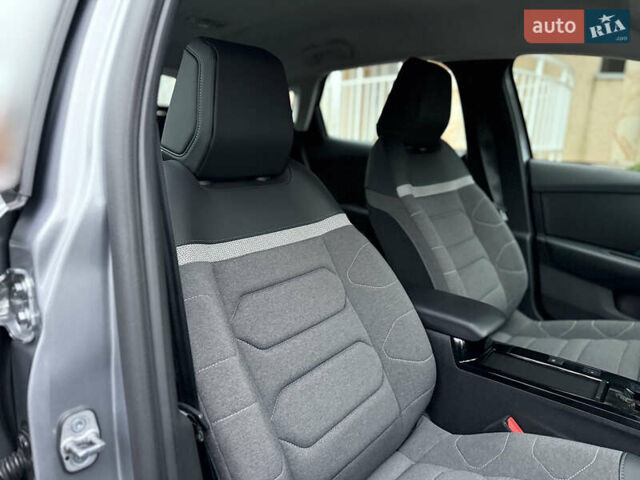 Серый Ситроен e-C4, объемом двигателя 0 л и пробегом 90 тыс. км за 16400 $, фото 27 на Automoto.ua