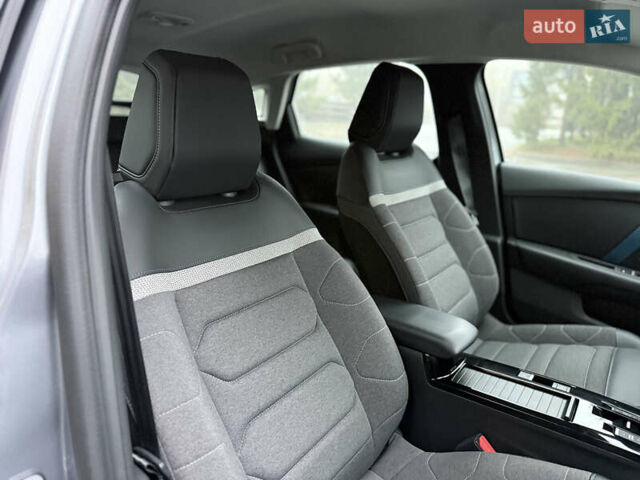 Серый Ситроен e-C4, объемом двигателя 0 л и пробегом 90 тыс. км за 16400 $, фото 44 на Automoto.ua