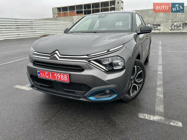 Серый Ситроен e-C4, объемом двигателя 0 л и пробегом 57 тыс. км за 16200 $, фото 1 на Automoto.ua