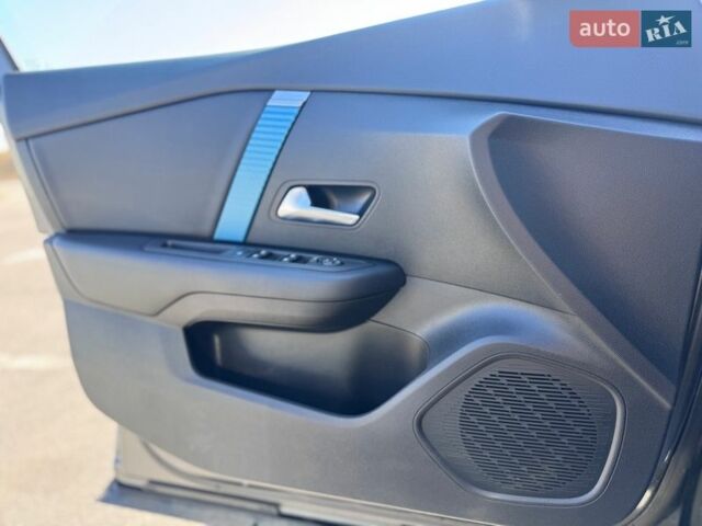 Сірий Сітроен e-C4, об'ємом двигуна 0 л та пробігом 33 тис. км за 16499 $, фото 14 на Automoto.ua