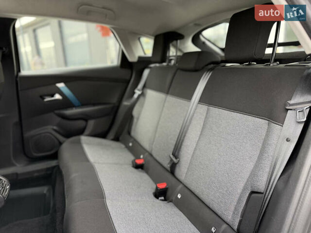 Ситроен e-C4 2022 в Городке на Automoto.ua Серый Ситроен e-C4, объемом двигателя 0 л и пробегом 56 тыс. км за 16900 $, фото 5 на Automoto.ua