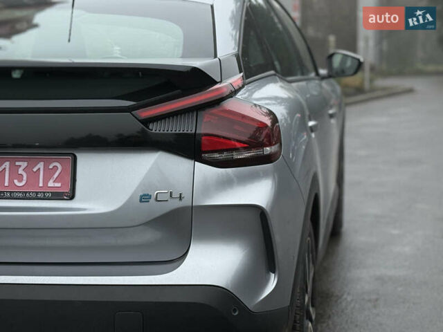 Серый Ситроен e-C4, объемом двигателя 0 л и пробегом 90 тыс. км за 16400 $, фото 14 на Automoto.ua
