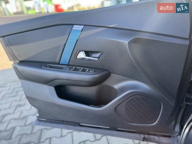 Сірий Сітроен e-C4, об'ємом двигуна 0 л та пробігом 33 тис. км за 16399 $, фото 13 на Automoto.ua