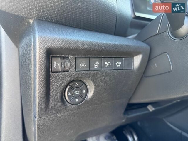 Сірий Сітроен e-C4, об'ємом двигуна 0 л та пробігом 33 тис. км за 16499 $, фото 20 на Automoto.ua