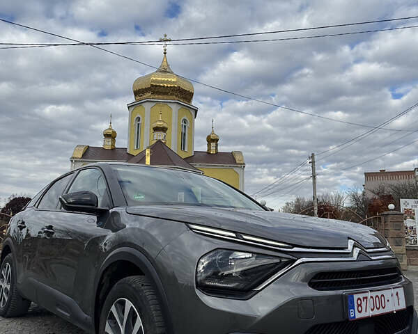 Серый Ситроен e-C4, объемом двигателя 0 л и пробегом 67 тыс. км за 14800 $, фото 1 на Automoto.ua